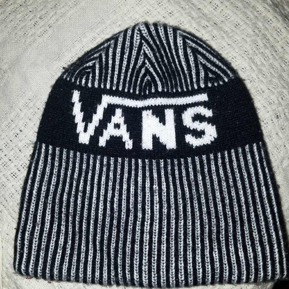 Unisex Vans winter hat/beanie